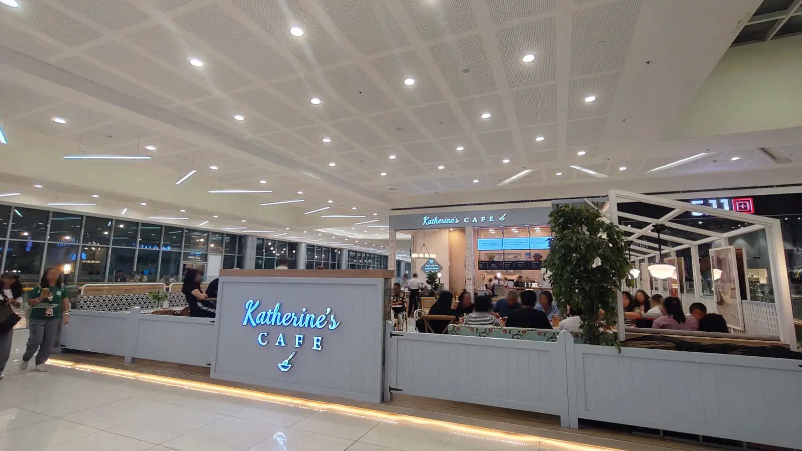 KATHERINE'S CAFE in SM Mall of Asia
